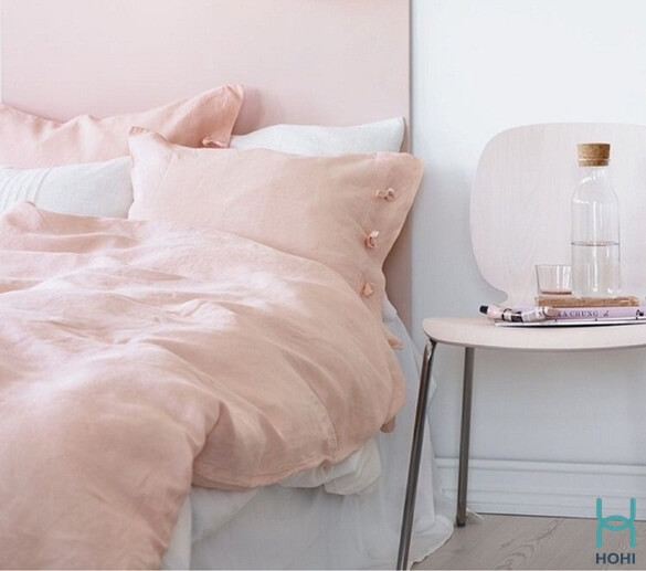 ga giường màu trắng, hồng phấn nhẹ nhàng nữ tính